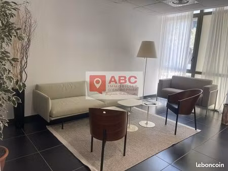 bureaux 786 m² mauguio