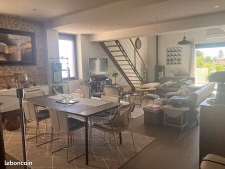 sublime maison de village avec local commercial un loft et un t3