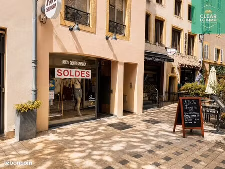 local commercial 70 m² thionville