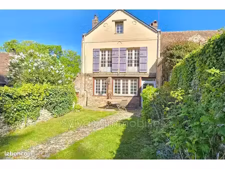 maison 5 pièces 141 m²