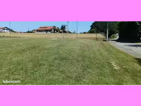 urcuit terrain a vendre