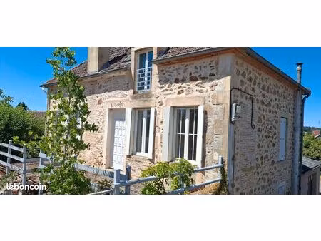 maison centre village avec vue dégagée