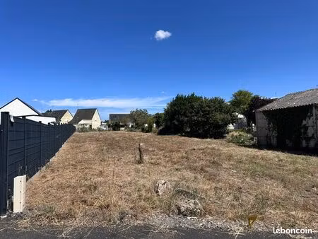 terrain de 980 m2