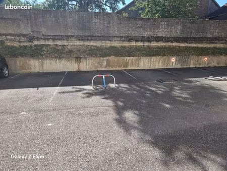 vends 2 places de parking dans résidence les bougainvilliers à burnhaupt le bas. vente pos