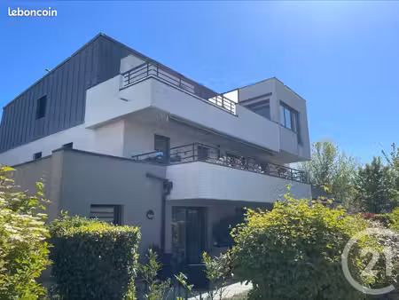 appartement 3 pièces 83 m²