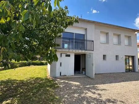 maison 6 pièces 102 m²