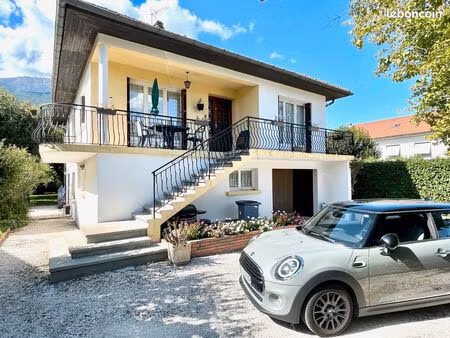 villa familiale de 141 m² avec appartement indépendant – claix