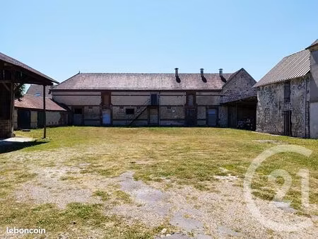 immeuble 1 556 m² chambly