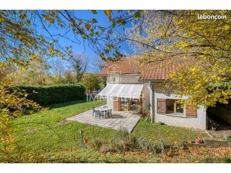 maison 5 pièces 146 m²