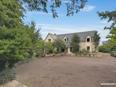 maison 7 pièces 271 m²
