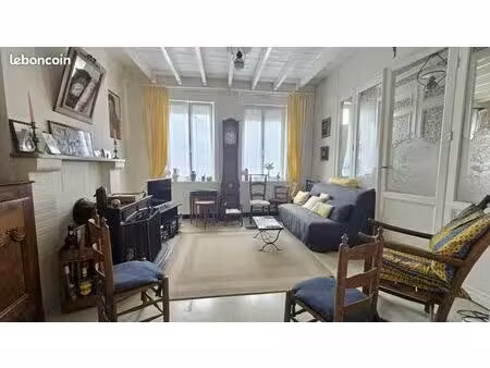 maison 7 pièces 140 m²