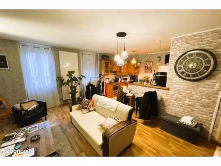 immeuble 140 m² digoin