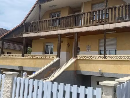 maison - 8 pièces - 180m2