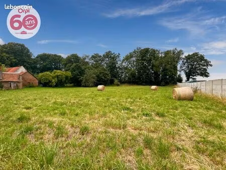 terrain 2 007 m² simencourt