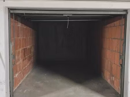 ◊ garage / box 14 m² à louer – illkirch (67400) – quai de l’ill