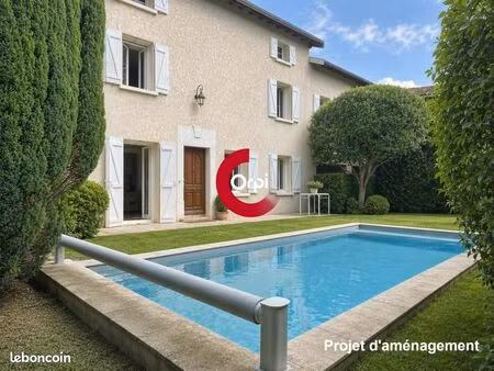 ferme 7 pièces 220 m²