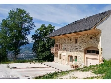 location maison ancienne  160 m2 avec beaucoup de charme ; à 20 min d’annecy  10 min de ru
