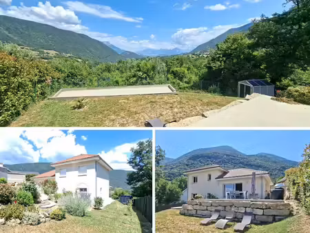 maison contemporaine avec vue dégagée à notre dame de commiers