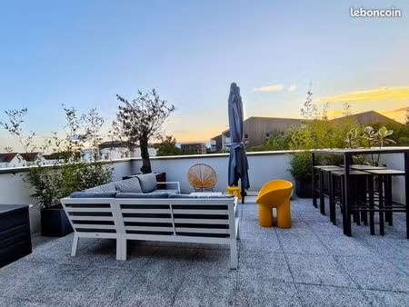 duplex attique lumineux climatisé - 100m2