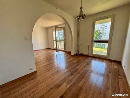 appartement 4 pièces 75 m²