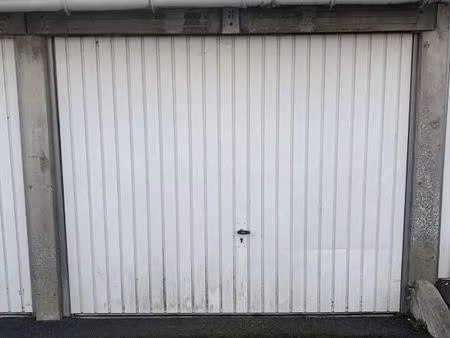 garage/box 13 m² nanteuil le haudouin