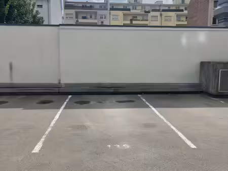 parking privé secteur ugc