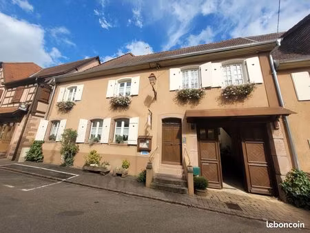 maison 9 pièces 219 m²