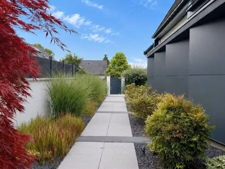 propriété 7 pièces 226 m²