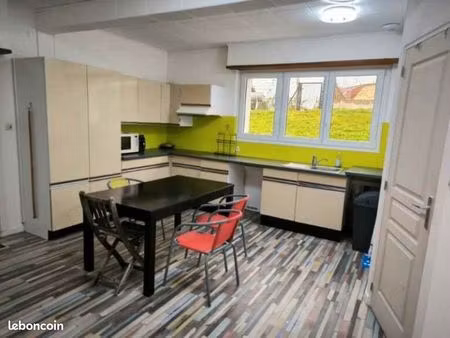 studio 1 pièce 46 m²