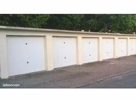 loue box sécurisé pontault-combault rue des berchères location