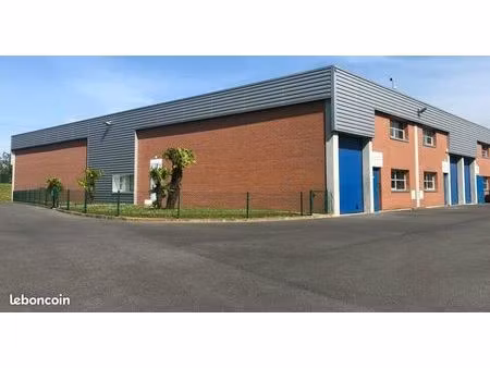 local d'activite 389 m² chambly