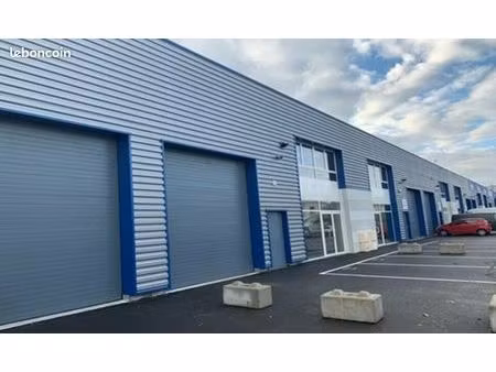 local d'activite 462 m² chambly