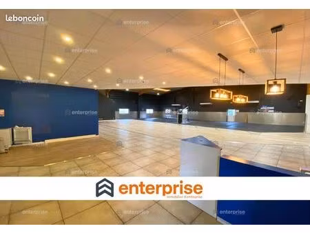 local salle de sport 785 m²