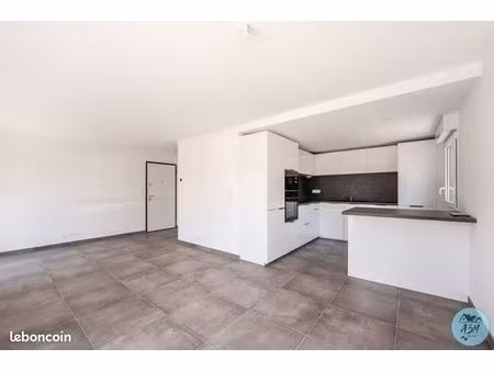 morschwiller-le-bas : logement 4 pièces  prêt à vous accueillir