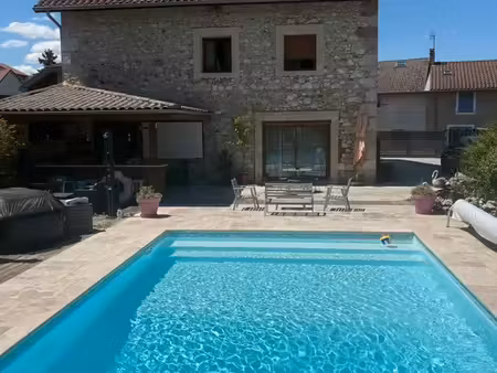 maison familiale 8 pièces - 240 m2