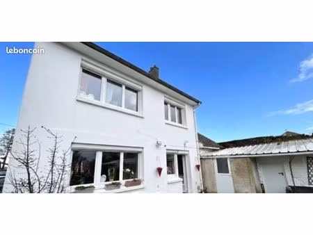 maison 4 chambre + jardin+garage+dependances sur zouafques