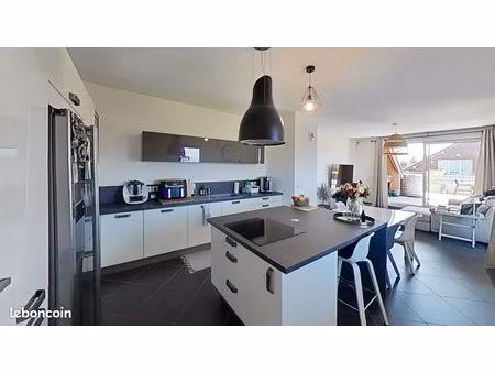 belle appartement attique t4 climatisé