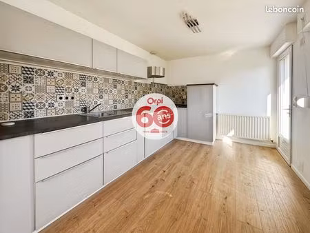 maison 2 pièces 64 m²