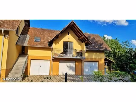 à louer – appartement 2 pièces 49 m² – style maison individuelle – obenheim