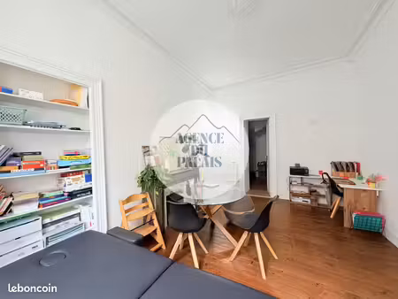 bureaux 24 m² pau