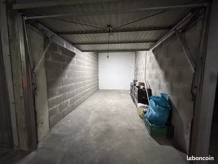 garage/box 13 m² annecy