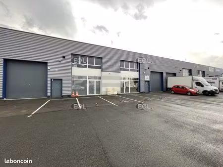 local d'activité 462 m²