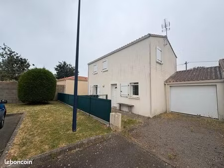 maison 4 chambres  90 m²