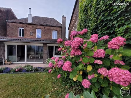 maison 8 pièces 150 m²