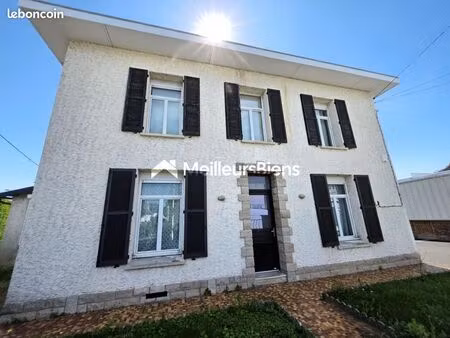 maison 6 pièces 161 m²