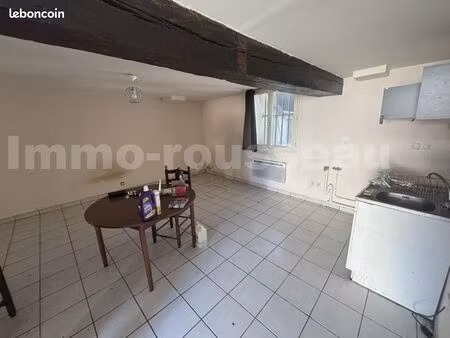 studio 1 pièce 35 m²