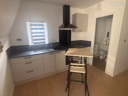 studio meublé 17 m² – ernée – entièrement rénové – dpe c