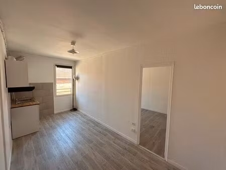 appartement f2 rénové flins sur seine centre 1er étage sans vis-à vis
