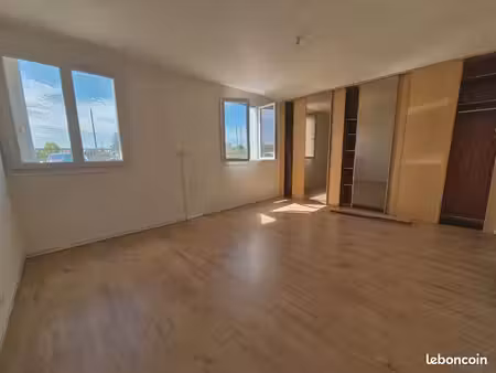 appartement 1 pièce 40 m²