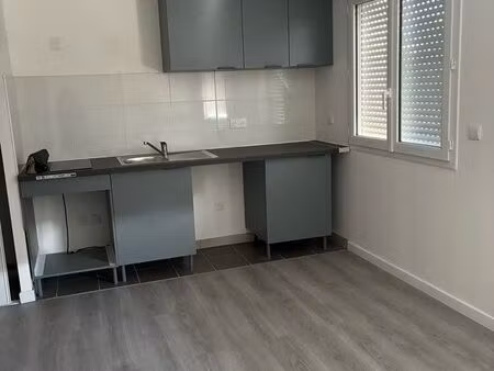 ? studio 20 m² à louer – mantes-la-ville – à 5 min à pied de la gare